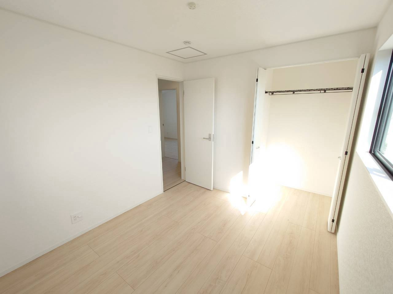 ♥♥糸満市照屋第3－3号棟（全4棟）の洋室|現地撮影2026.9月