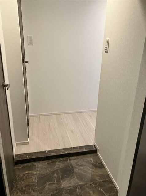 S-RESIDENCE瑞江の玄関