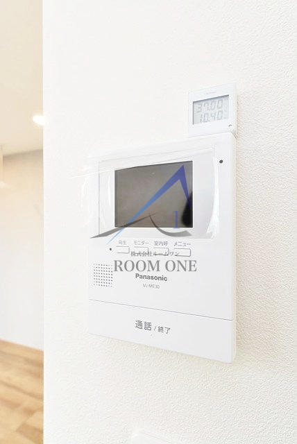 Ｉ－ｗｏｏｄ柴又のセキュリティ|モニター付きインターホンです。