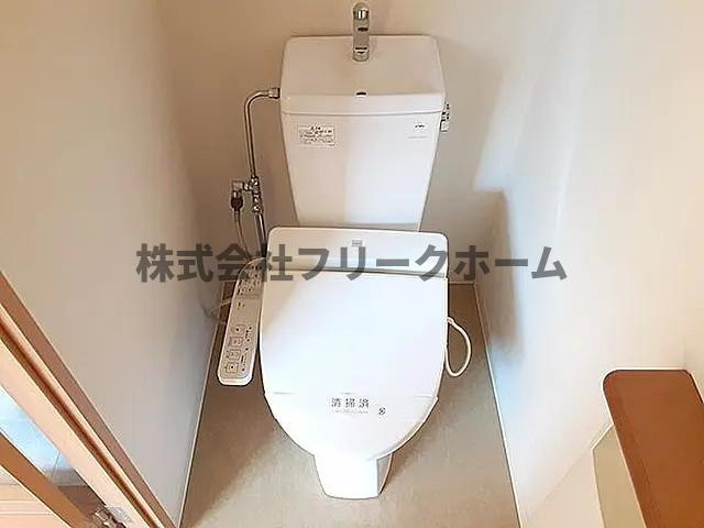 小金井市本町２丁目の賃貸マンションのトイレ