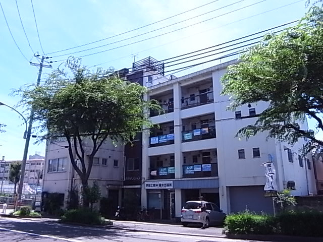 芦田マンションの外観