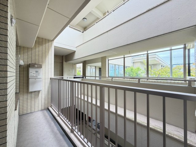 名次町ロジュマンのバルコニー