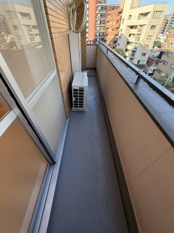 新宿区四谷４丁目の中古マンションのバルコニー