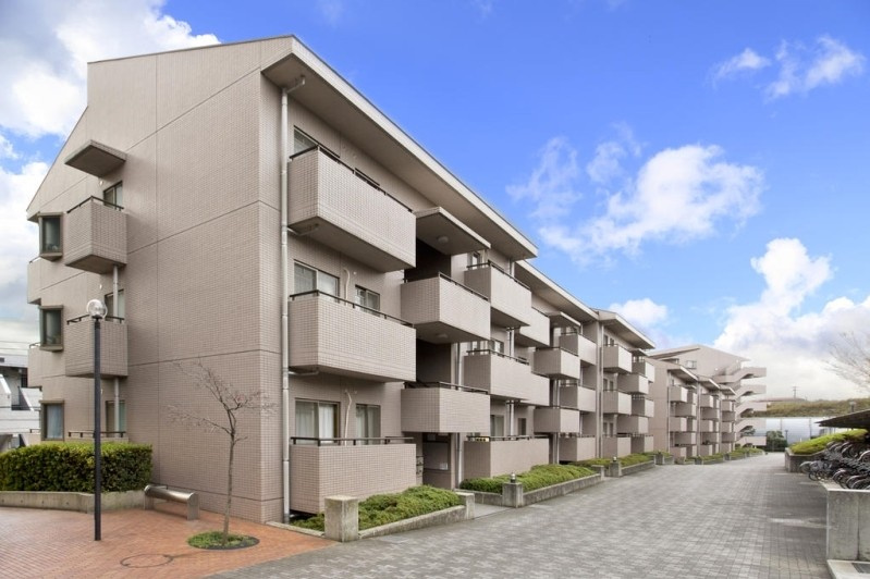 オクトス市ケ尾