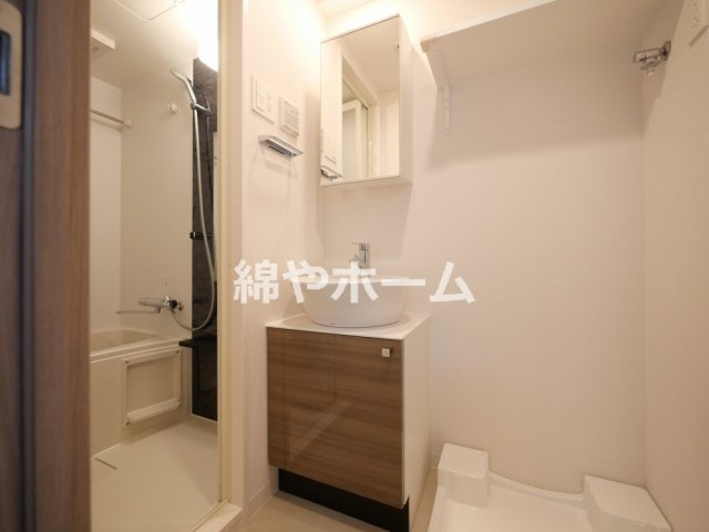 ファステート大阪アステールの洗面所|使いやすい洗面所です