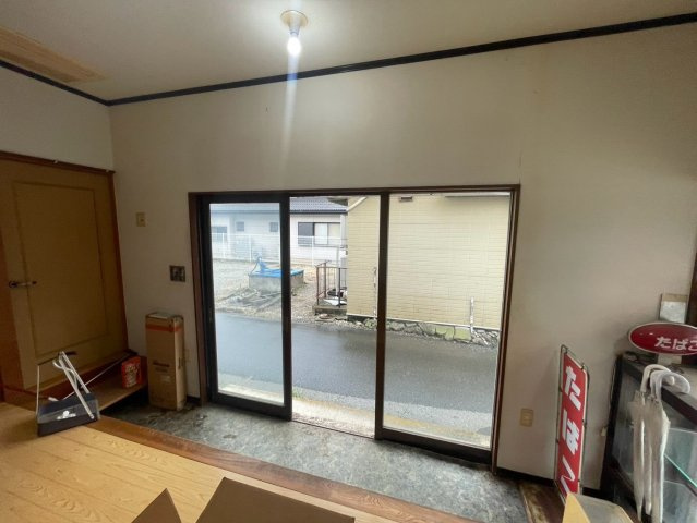 -三丁目不動産-　本庄市銀座2丁目　平成8年築の洋室|個人の部屋や寝室として使える洋室です