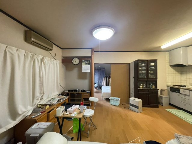 -三丁目不動産-　本庄市銀座2丁目　平成8年築の居間・リビング|2階
