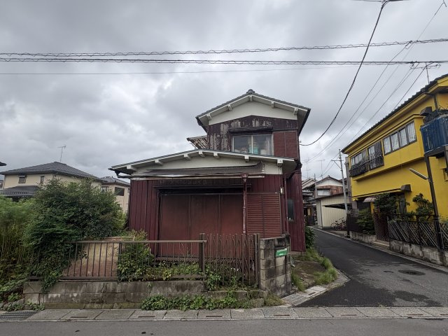越谷市大字平方の外観