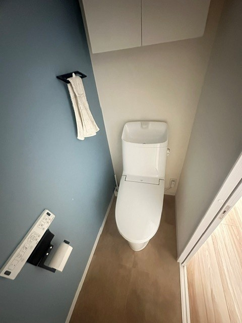 セザール大和のトイレ|落ち着いた色調のトイレです