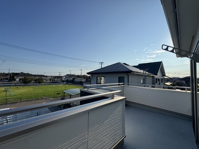 -三丁目不動産-　羽生市南羽生2丁目　令和3年築のバルコニー|陽当たり良好なバルコニーです