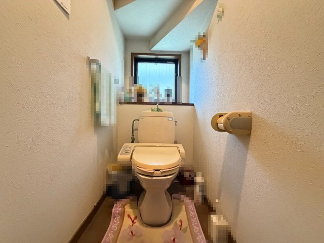 木更津市瓜倉 駐車場８台　積水ハウス　5SLDKのトイレ|落ち着いた色調のトイレです