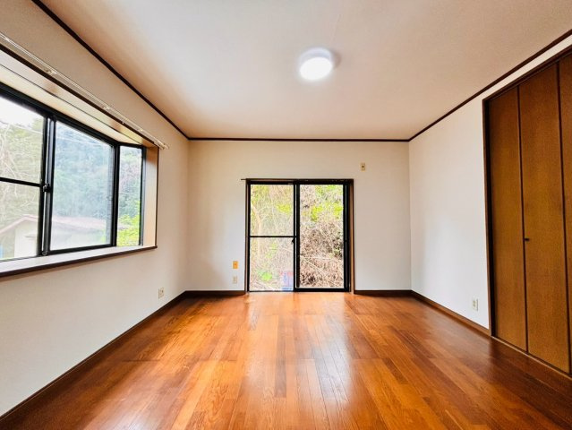 八街市滝台　中古戸建の洋室|きれいな洋室です