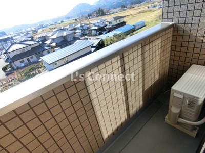 【バルコニー】 | アルトゥーラＡ＆Ｗ | ２階のお部屋で洗濯物もたくさん干せます。