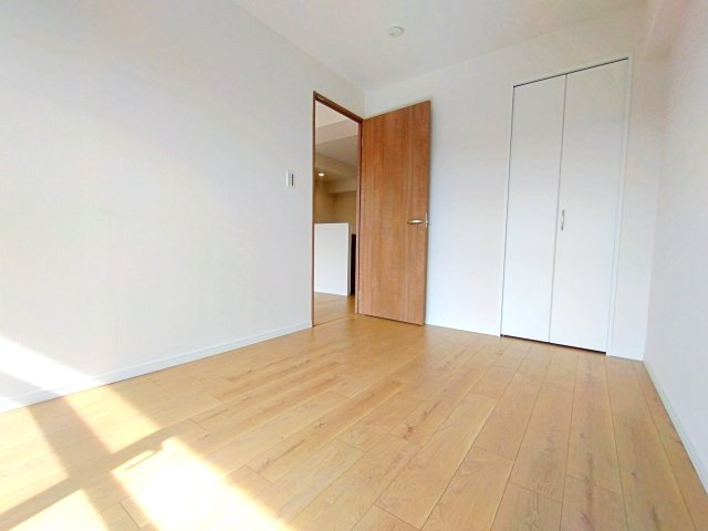 恒陽戸塚マンションの洋室|個人の部屋や寝室として使える洋室です