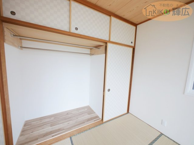 ネオハイツ東二見　2階の収納