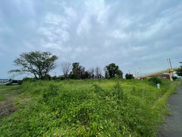 -三丁目不動産-　深谷市長在家　国道沿の外観