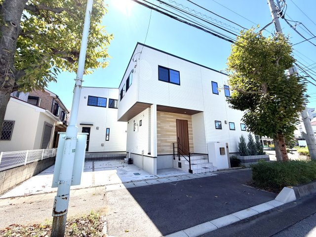 越谷市花田６丁目A号棟　新築戸建