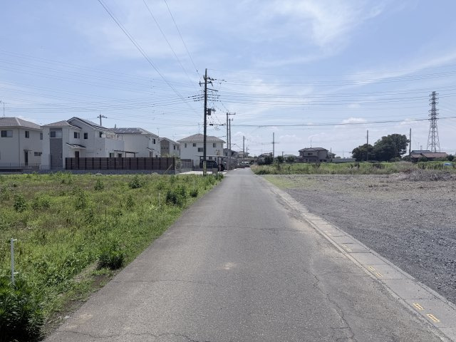 ワイウッドコート鴻巣市屈巣第5期【建築条件付き売地】