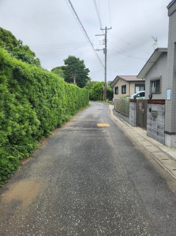 いすみ市深堀、木造平屋建の前面道路含む現地写真|前面道路含む現地写真です