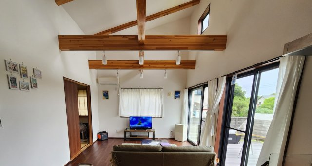 いすみ市深堀、木造平屋建の居間・リビング