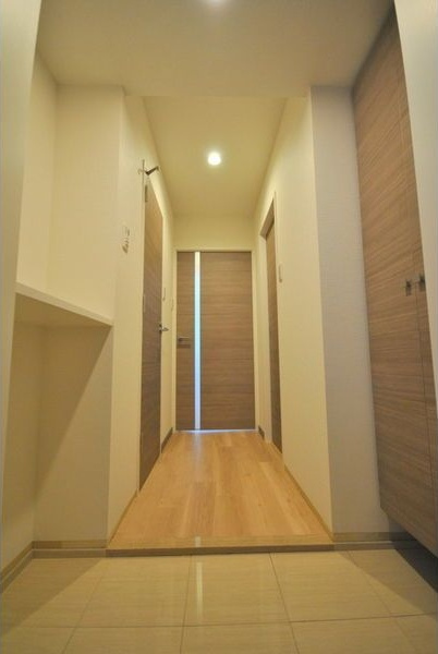 AMBER　HOUSE　Horita　(アムバーハウス　ホリタ)の玄関