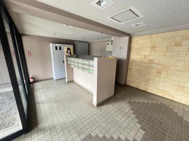 ハーヴェスト本郷のエントランス|エントランス