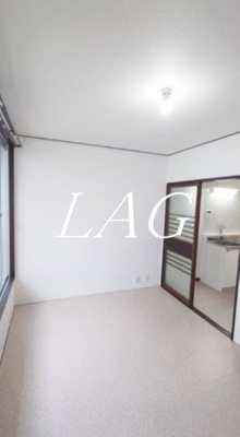【居間・リビング】 | 泉ハイツ | 洋室のお部屋です。