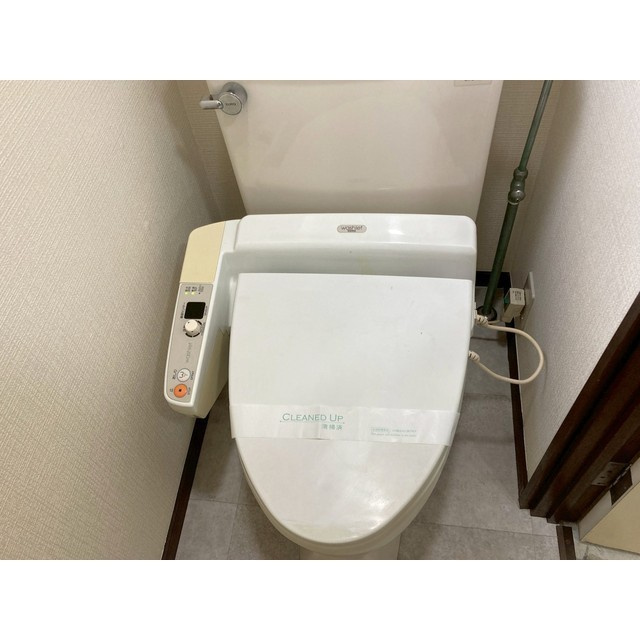 コーポ松本のトイレ|落ち着いたトイレです
