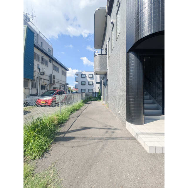 R&Hビル