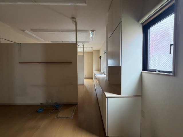 仮称）田村町貸店舗の内装|きれいな内装です