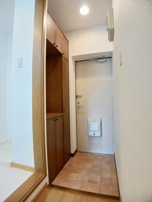 【玄関】 | エルディー和田 | 落ち着いた玄関です