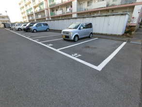 【駐車場】 | メゾン青葉台　5号棟