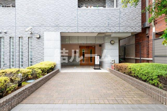 豊島区西巣鴨２丁目の賃貸マンションのエントランス