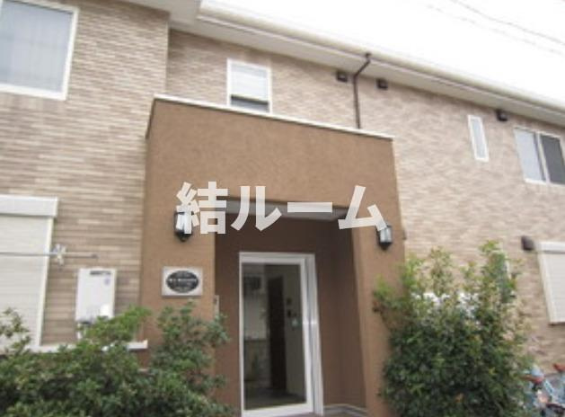 中野区江原町１丁目のアパートのエントランス
