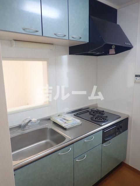 中野区江原町１丁目のアパートのキッチン