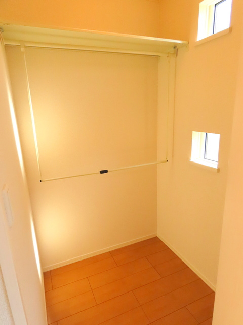 ＮＩＣＯ　ＳＯＬＥＩＬⅡの収納|★収納たっぷりウォークインクローゼットです★