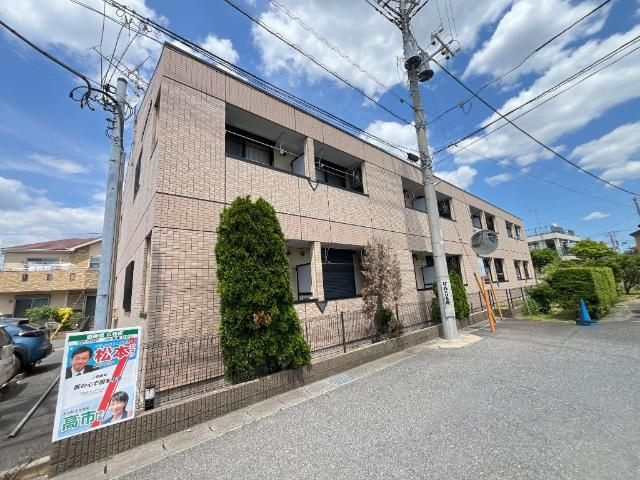 鎌ケ谷市新鎌ケ谷３丁目のアパートの外観