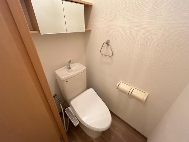 鎌ケ谷市新鎌ケ谷３丁目のアパートのトイレ