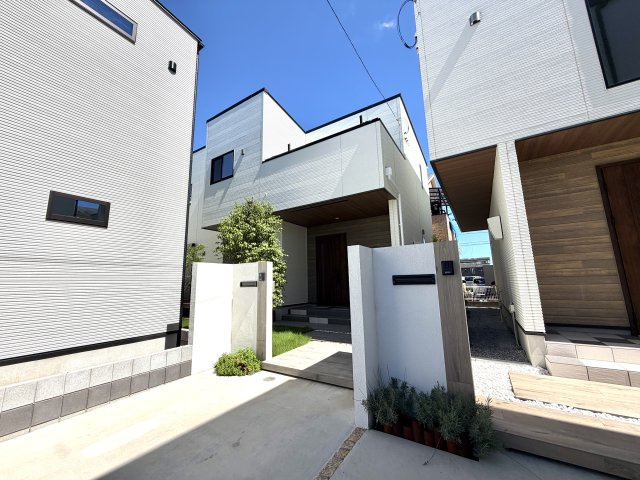 越谷市花田６丁目C号棟　新築戸建