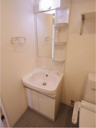 名古屋市中区千代田１丁目の賃貸マンションの洗面所