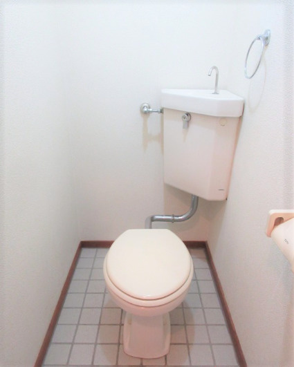 ローヤルマンションのトイレ|バス・トイレ別です