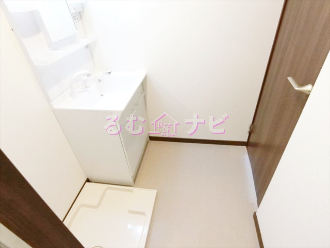 福岡市南区三宅２丁目のアパートの洗面所