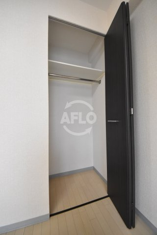 ロイヤルレジデンス北梅田の収納|ロイヤルレジデンス北梅田　クローゼット