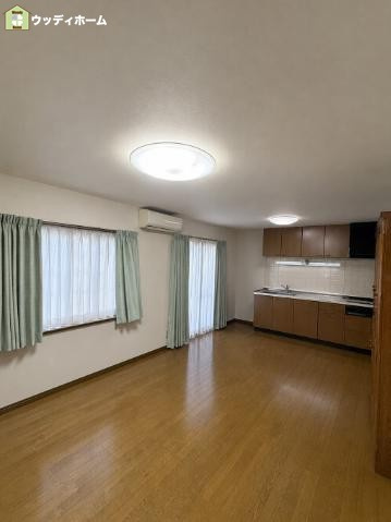 春日部市豊町3丁目　中古一戸建ての居間・リビング