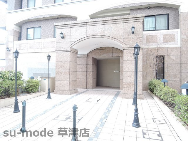 【エントランス】 | アメニティ南草津Ⅵ | 毎日通るエントランスです
