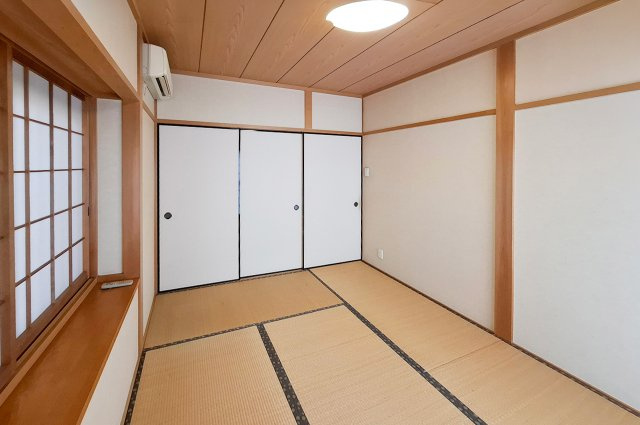 岸和田市西大路町の和室|和室：押入付きで、布団や季節物などを収納しやすいお部屋です。