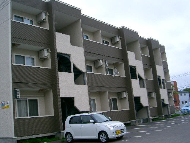 ラパーチェ813の外観
