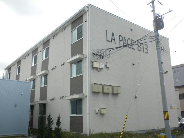 ラパーチェ813の外観