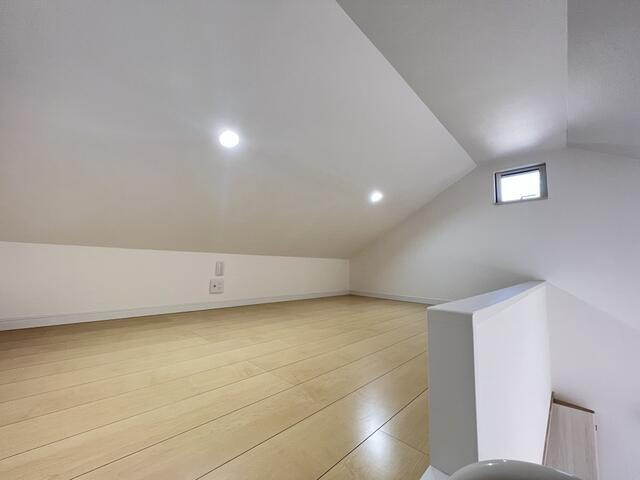 川崎市多摩区西生田１丁目のアパートの寝室