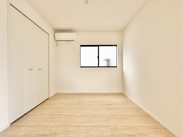 中央区 安新町　第1の洋室|1階 約4.5帖の洋室になります。在宅ワークや趣味のお部屋として活用できますよ☆
